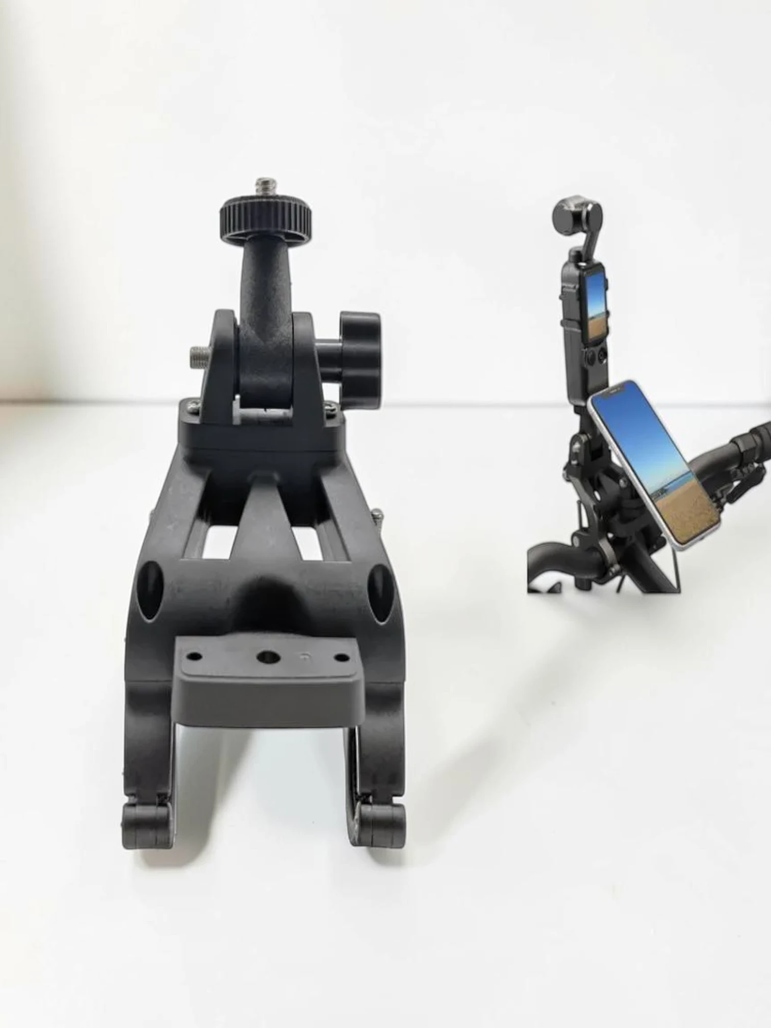 CarPhoneCradle Bicycle Head Mount Bracket Camera Cycling Handlebar Clip Metal and Plastic 14 x 8 x 9.5cm